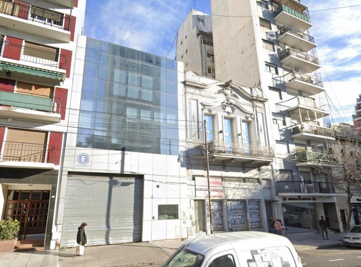Terreno · 1304m²