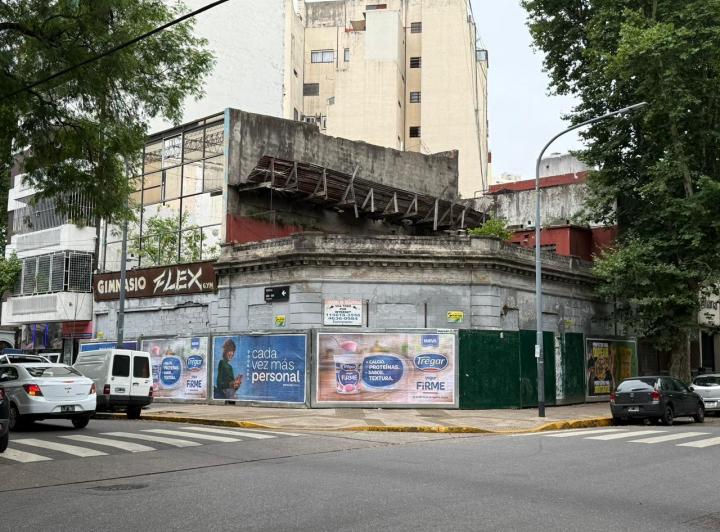 Terreno · 228m²