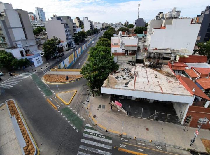 Terreno · 233m²