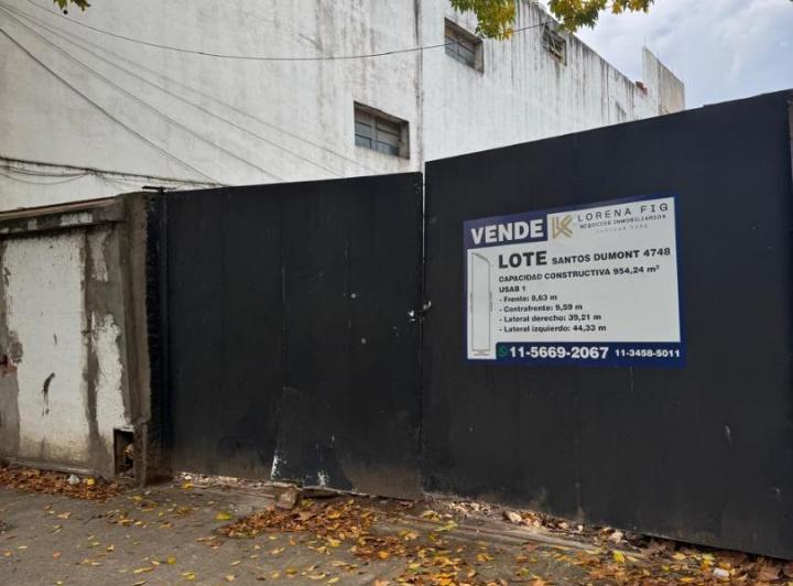Terreno · 954m²