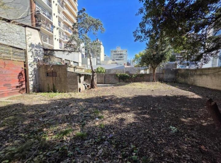 Terreno · 746m²