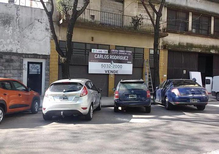 Terreno · 1221m²
