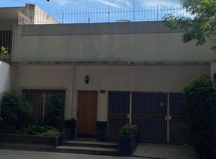 Terreno · 218m²