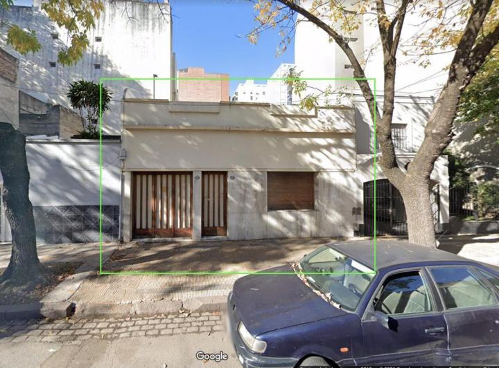 Terreno · 210m²