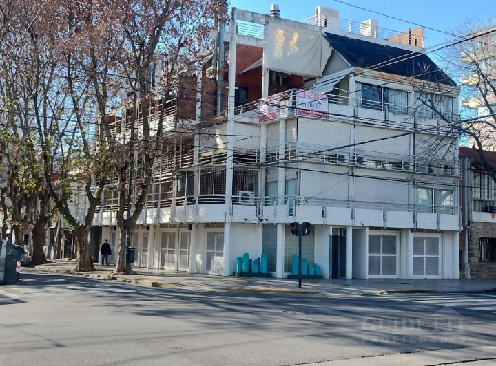 Terreno · 378m²