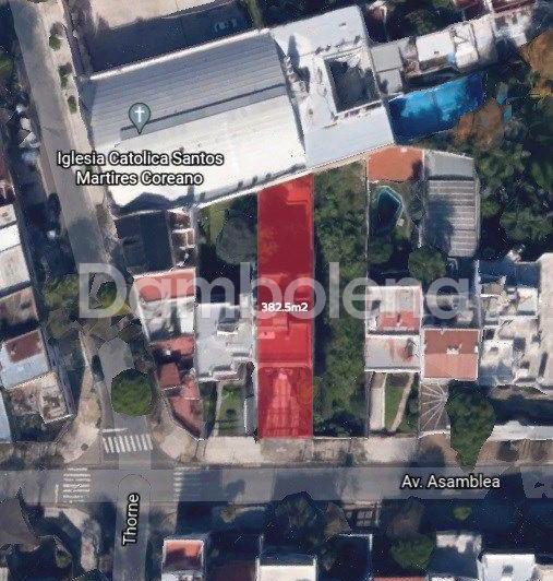 Terreno · 382m²