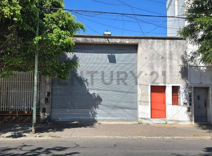 Terreno · 652m²