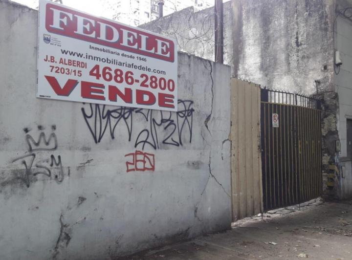 Terreno · 275m²
