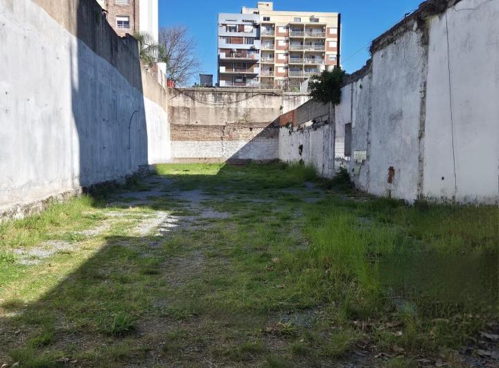 Terreno · 373m²