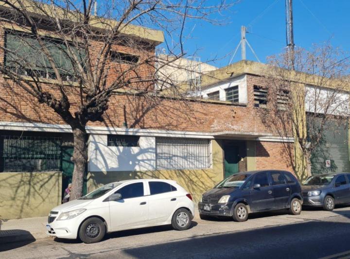 Terreno · 1603m² · 8 Ambientes