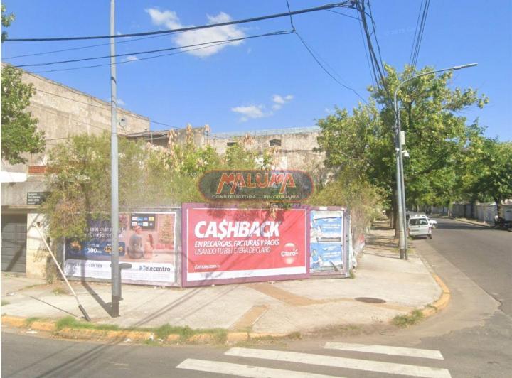 Terreno · 210m²