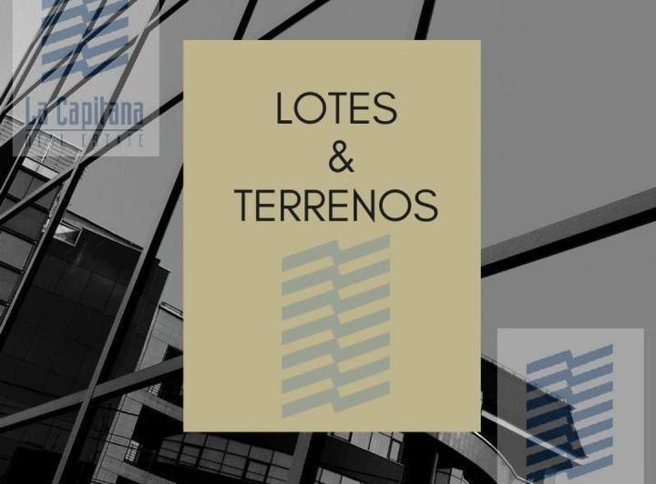 Terreno · 275m²