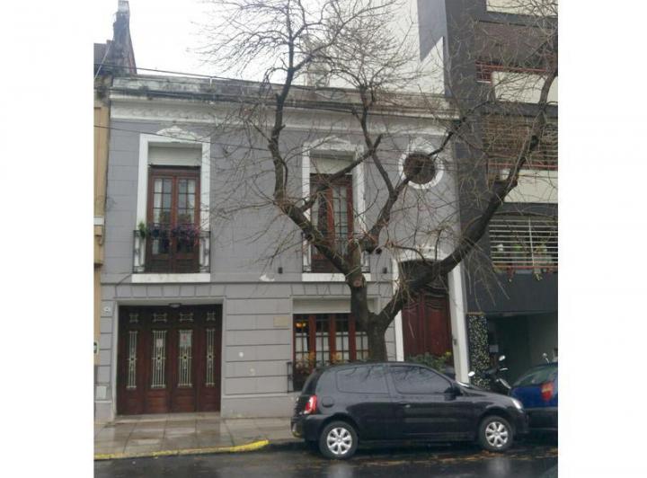 Terreno · 410m² · 14 Ambientes · 2 Cocheras