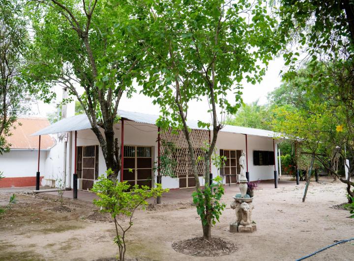 Terreno · 180ha · 8 Ambientes · 2 Cocheras