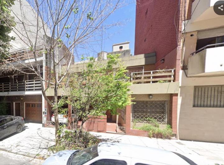 Terreno · 214m² · 4 Ambientes · 1 Cochera