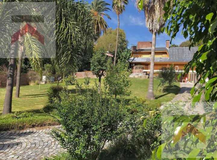 Terreno · 268m² · 5 Ambientes · 2 Cocheras
