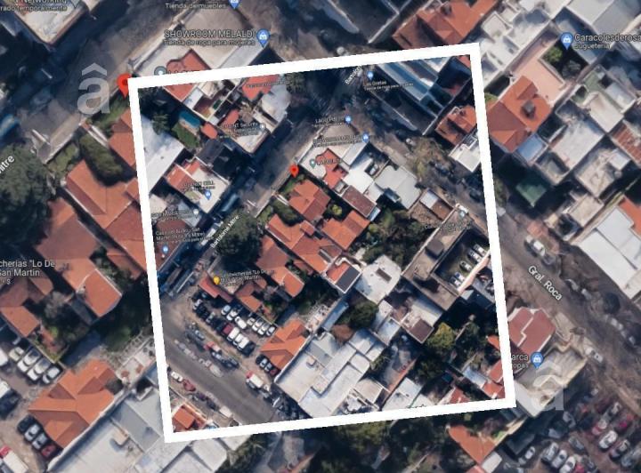 Terreno · 240m² · 6 Ambientes · 4 Cocheras