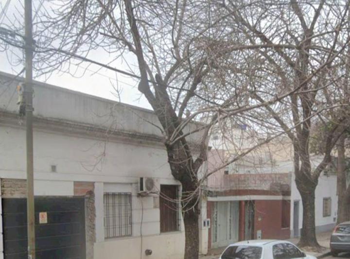 Terreno · 12m² · 5 Ambientes · 2 Cocheras