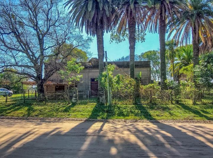 Terreno · 300m² · 6 Ambientes