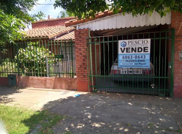 Terreno · 80m² · 3 Dormitorios · 1 Cochera