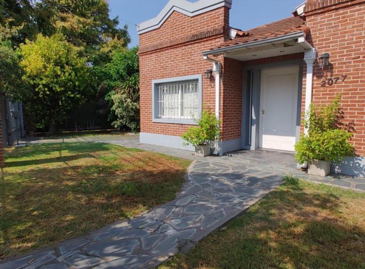 Terreno · 152m² · 5 Ambientes · 3 Cocheras