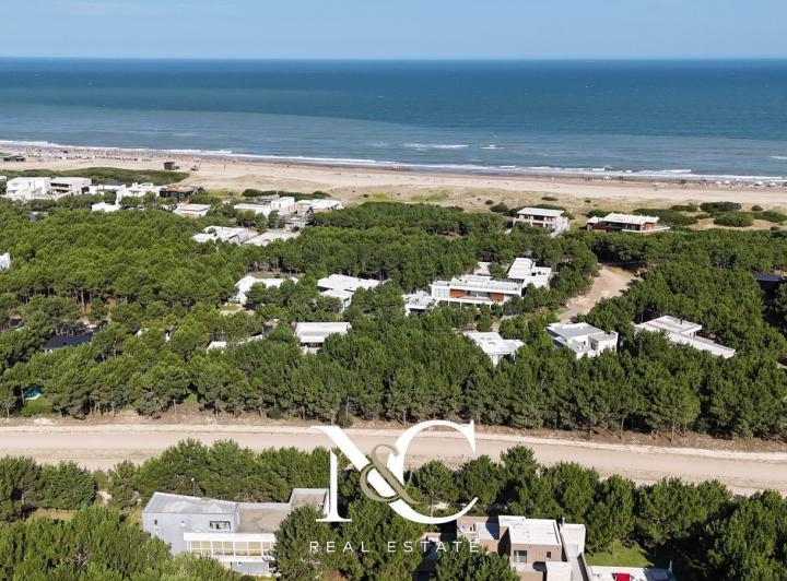 Terreno · 862m² · 5 Ambientes