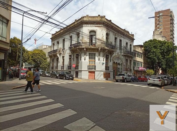 Terreno · 906m² · 41 Ambientes