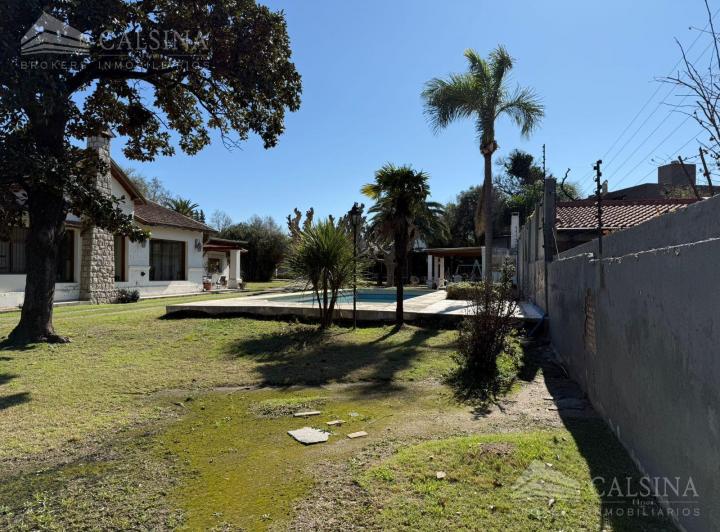 Terreno · 514m² · 5 Dormitorios · 3 Cocheras