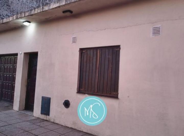 Terreno · 100m² · 4 Ambientes