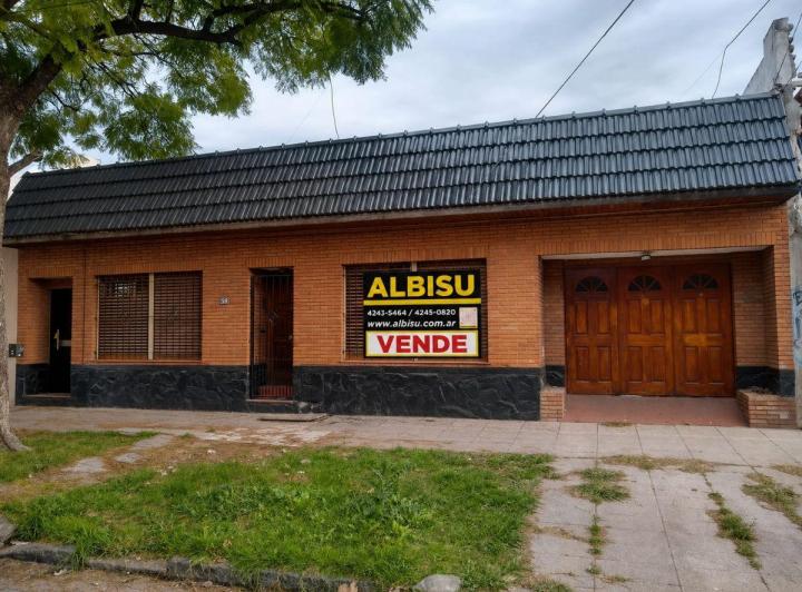 Terreno · 183m² · 6 Ambientes · 1 Cochera