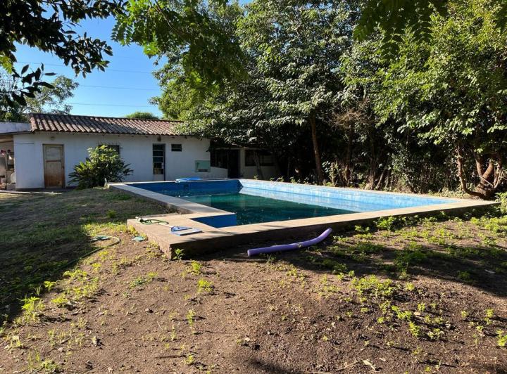 Terreno · 1600m² · 3 Ambientes