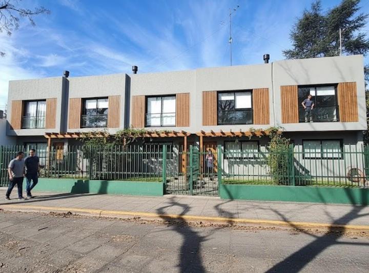 Terreno · 400m² · 5 Ambientes · 2 Cocheras