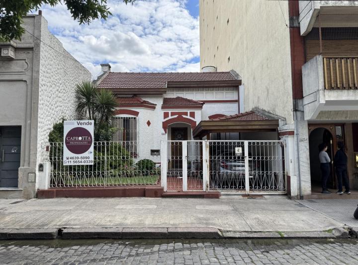Terreno · 290m² · 5 Ambientes · 1 Cochera