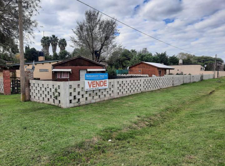 Terreno · 80m² · 4 Ambientes · 4 Cocheras