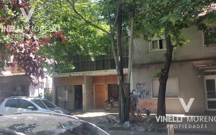 Terreno · 566m² · 8 Ambientes