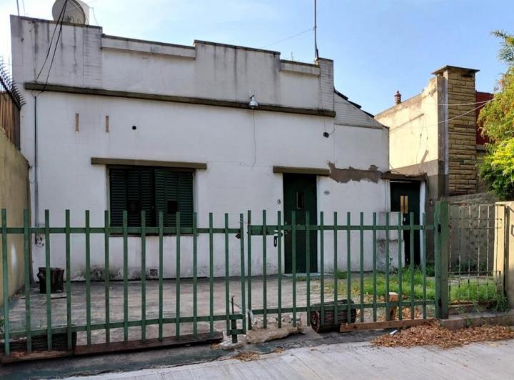 Terreno · 232m² · 7 Ambientes