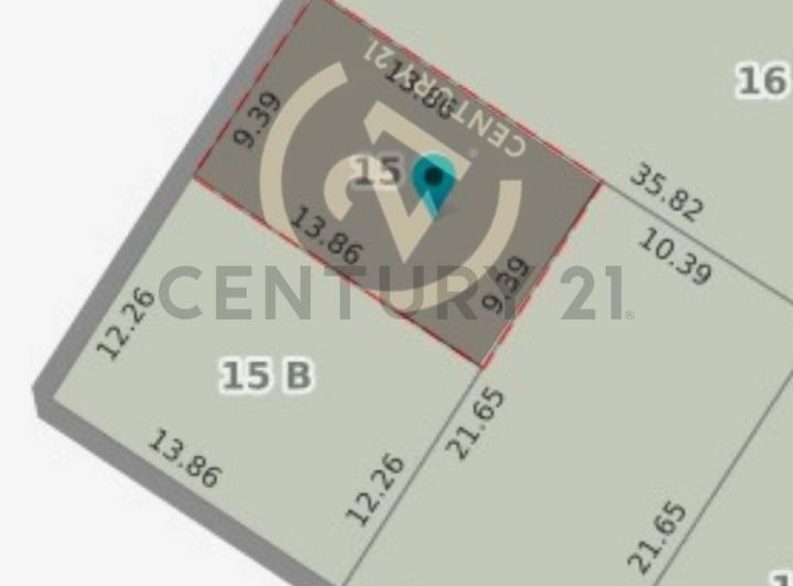 Terreno · 216m² · 6 Ambientes · 1 Cochera