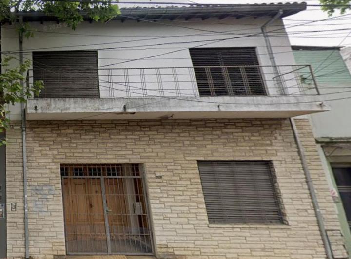 Terreno · 320m² · 7 Ambientes · 1 Cochera