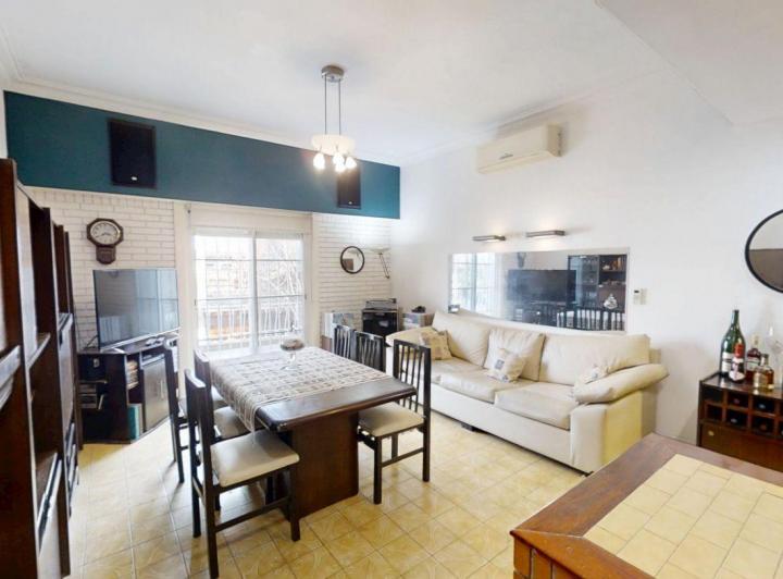 PH · 144m² · 4 Ambientes · 2 Cocheras