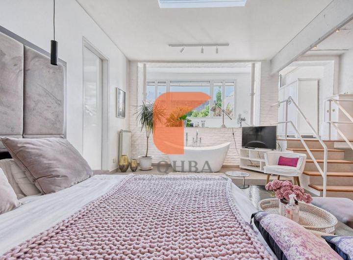 PH · 585m² · 10 Ambientes · 2 Cocheras