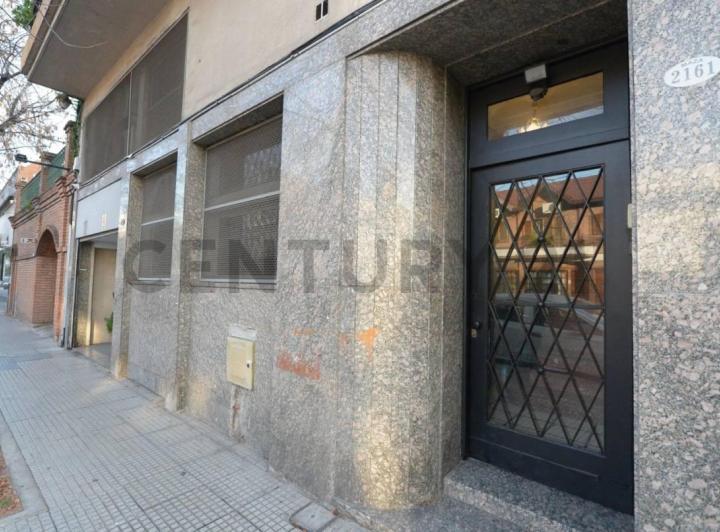 PH · 450m²