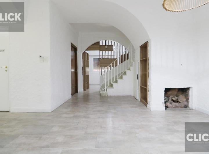 PH · 185m² · 6 Ambientes · 1 Cochera