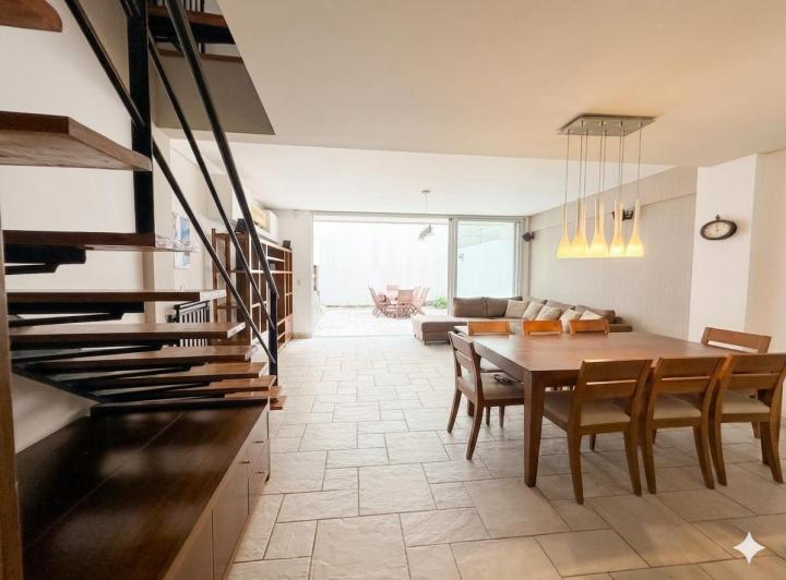 PH · 149m² · 5 Ambientes · 1 Cochera