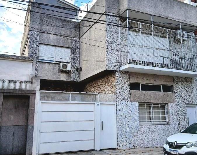 PH · 105m² · 4 Ambientes · 1 Cochera