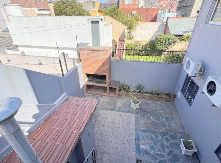 PH · 180m² · 5 Ambientes · 2 Cocheras