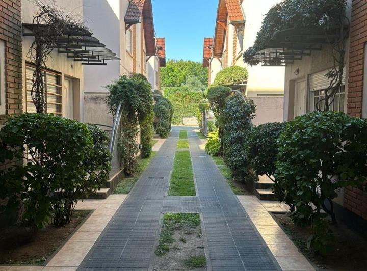 PH · 114m² · 4 Ambientes · 1 Cochera