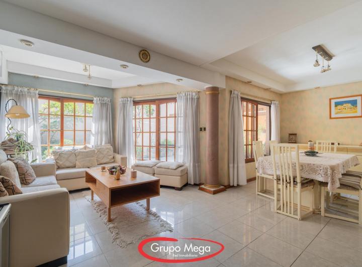 PH · 190m² · 5 Ambientes · 1 Cochera