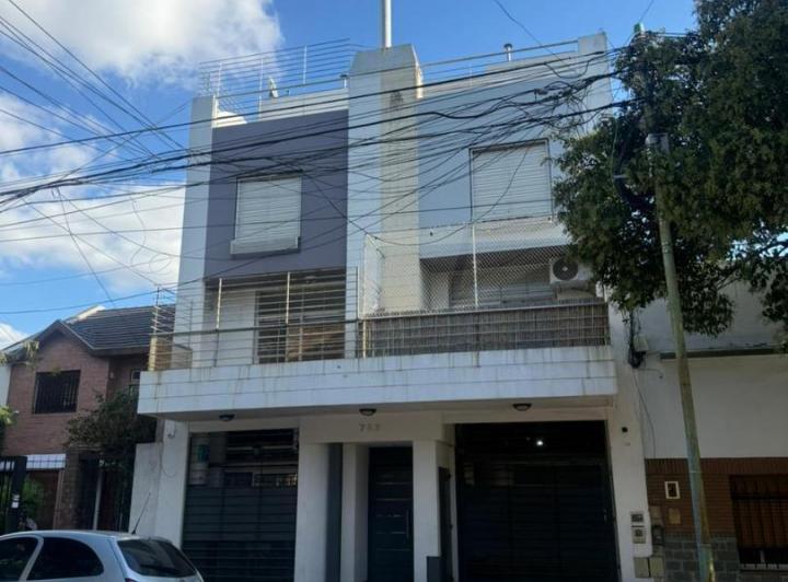 PH · 80m² · 4 Ambientes · 1 Cochera