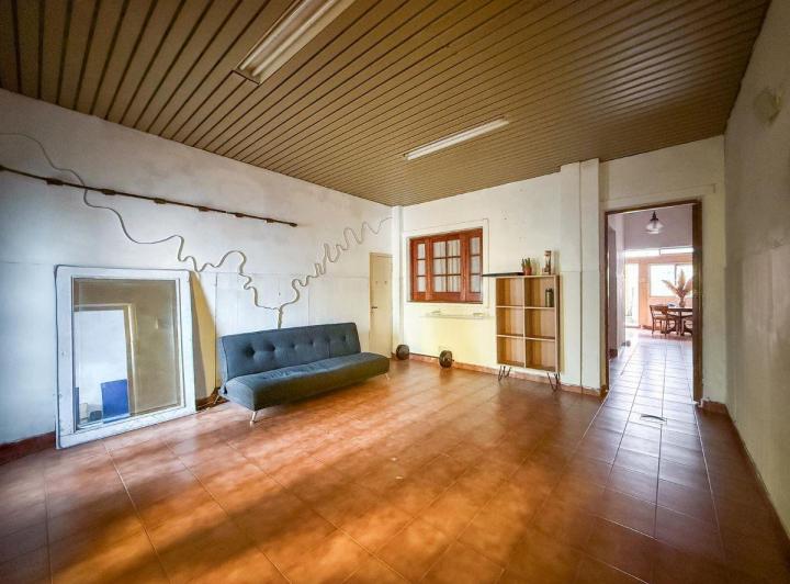 PH · 196m² · 4 Ambientes · 1 Cochera