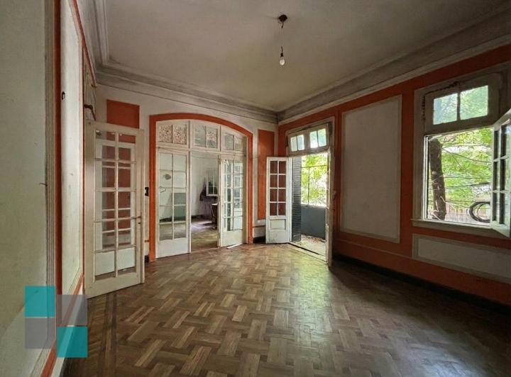 PH · 218m² · 9 Ambientes